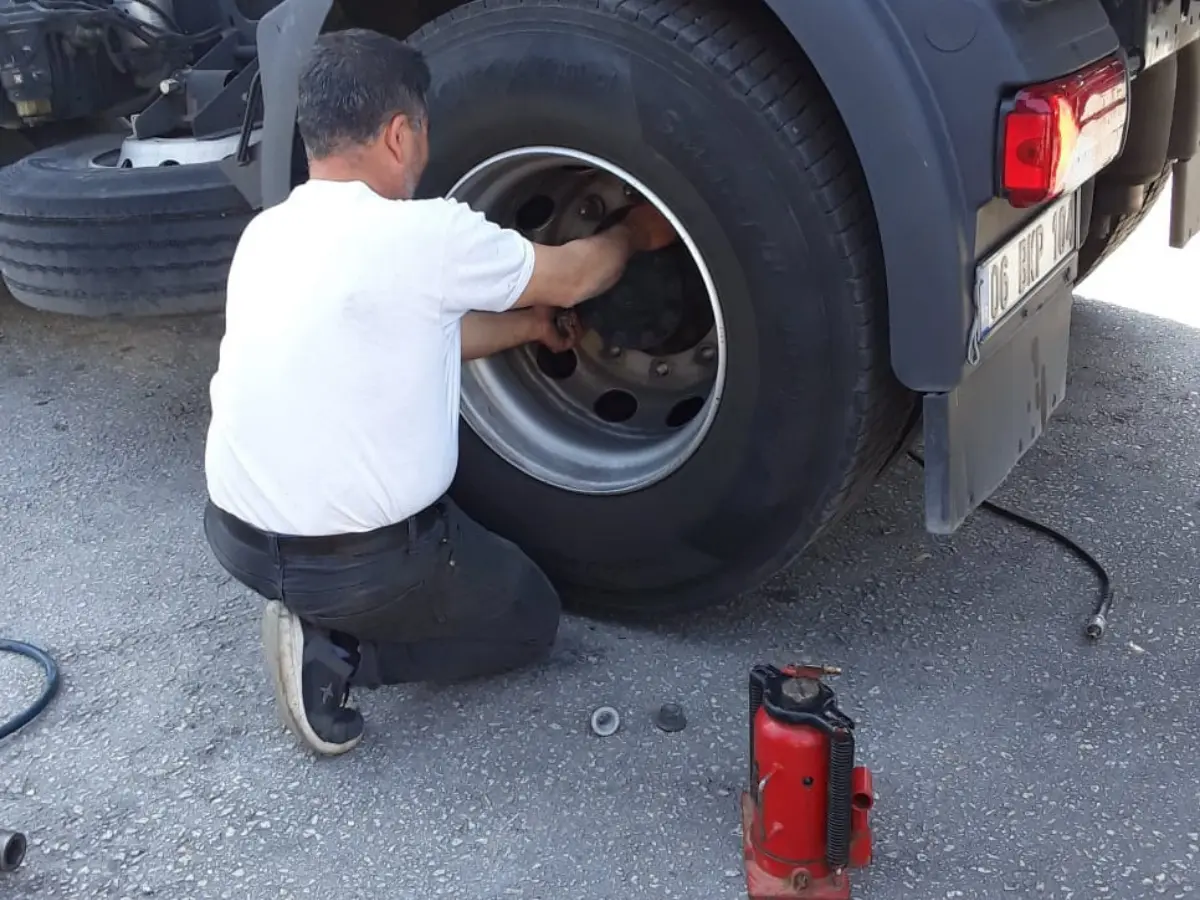Derepazarı Oto Lastikçi